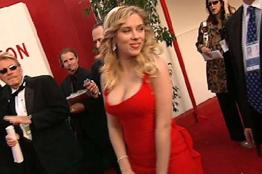 [Gallery] Awkward Red Carpet Fails That Stars Regret