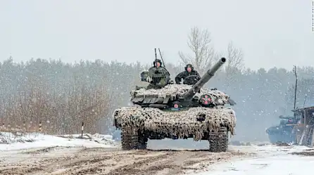 Rusia u Occidente: experto militar analiza quién está mejor preparado para una guerra a largo plazo