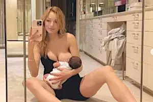 Clint Eastwood's daughter, Francesca, shares breastfeeding snap