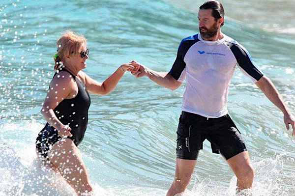 [Gallery] These Celebrity Couples Have Huge Age Differences Between Them