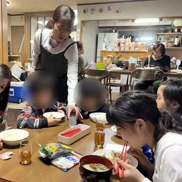 「実家だと思っていい」人生のどん底で聞いた言葉にあふれた涙