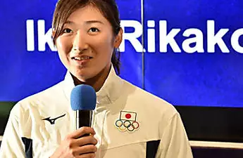 Japan swim queen Ikee leaves leukaemia hospital