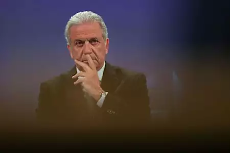 Κομισιόν για Αβραμόπουλο: Το 2022 κάναμε εσωτερικό έλεγχο, όχι «έρευνα» Κομισιόν για Αβραμόπουλο: Το 2022 κάναμε εσωτερικό έλεγχο, όχι «έρευνα»