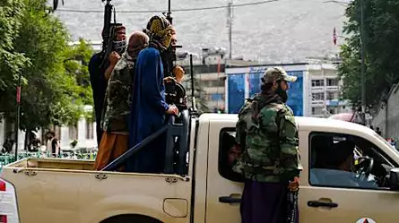 Los talibanes rastrean a personas de su “lista negra” que colaboraron con el antiguo gobierno afgano y con EE.UU. | Video