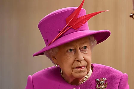 Η βασίλισσα Ελίζαμπεθ στέλνει ένα μήνυμα Brexit στους Βρετανούς πολιτικούς: Τερματίστε τον αγώνα σας