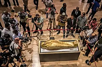 Stolen golden coffin makes return from New York to Cairo