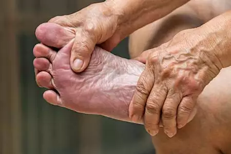 Η νευροπάθεια δεν προέρχεται από έλλειψη βιταμίνης Β. Μάθετε τον πραγματικό εχθρό της νευροπάθειας