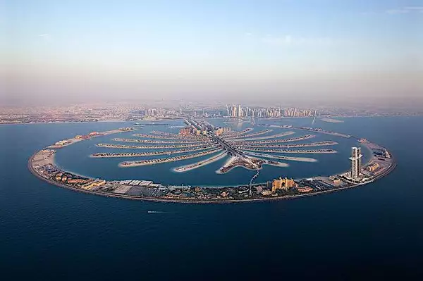 Dubai’s Palm Jumeirah Ready for Showtime