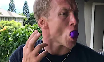 This Jaw Exerciser is Taking Vietnam by Storm
