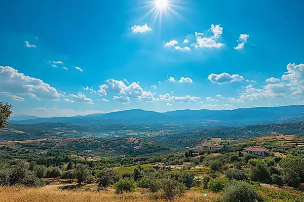 Ζείτε στην Ελλάδα; Μάθετε Ελληνικά – χωρίς συνδρομή