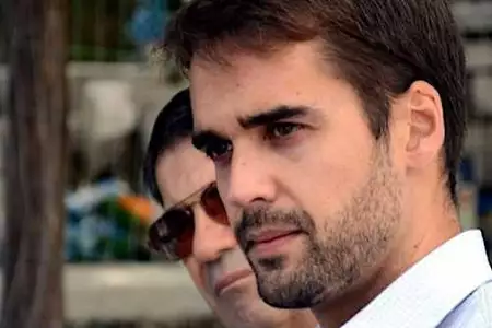 O κούκλος δήμαρχος που έχει τρελάνει τα social media (φωτο)