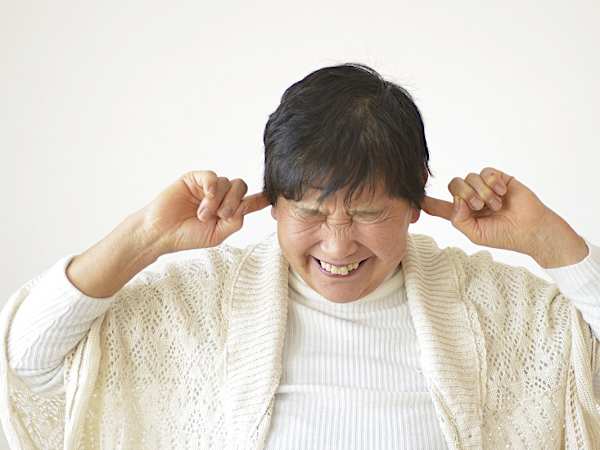 キーンと止まない耳鳴り、医薬品で改善