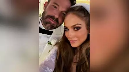 Mira el vestido de Jennifer Lopez en su boda con Ben Affleck en Las Vegas