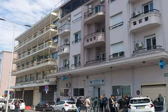 «Τη βάλαμε υγιέστατη και την πήραμε νεκρή 27 κιλά»: Νέες καταγγελίες για την κλινική στη Θεσσαλονίκη «Τη βάλαμε υγιέστατη και την πήραμε νεκρή 27 κιλά»: Νέες καταγγελίες για την κλινική στη Θεσσαλονίκη