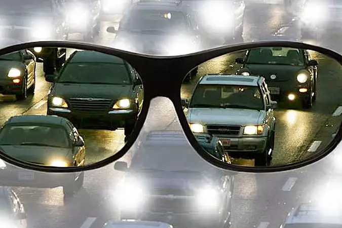 Todos los conductores deberían tener estas gafas nocturnas baratas. ¡Son geniales!