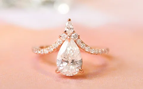 7 Engagement Rings that are Works of Art