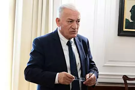 Κυρίζογλου προς Δουδωνή: Δεν έχετε εκλεγεί ποτέ και πουθενά - Η επιστολή στον Τραμπ που άναψε φωτιές Κυρίζογλου προς Δουδωνή: Δεν έχετε εκλεγεί ποτέ και πουθενά - Η επιστολή στον Τραμπ που άναψε φωτιές