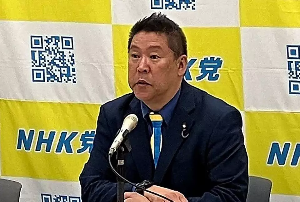 NHK党・立花孝志党首がポスター掲示板「売れた」数を告白　不適切ポスター「はがしに行く」　東京都知事選
