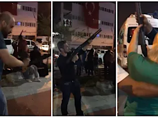 Οι υποστηρικτές του Ερντογάν γιορτάζουν με πυροβόλα όπλα στους δρόμους της Κωνσταντινούπολης Οι υποστηρικτές του Ερντογάν γιορτάζουν με πυροβόλα όπλα στους δρόμους της Κωνσταντινούπολης