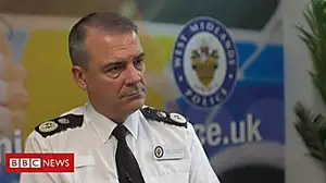 Police chief 'sorry' about poor service