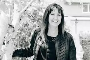 妻子在高爾夫球場被警車追捕致死，丈夫形容“恐怖”