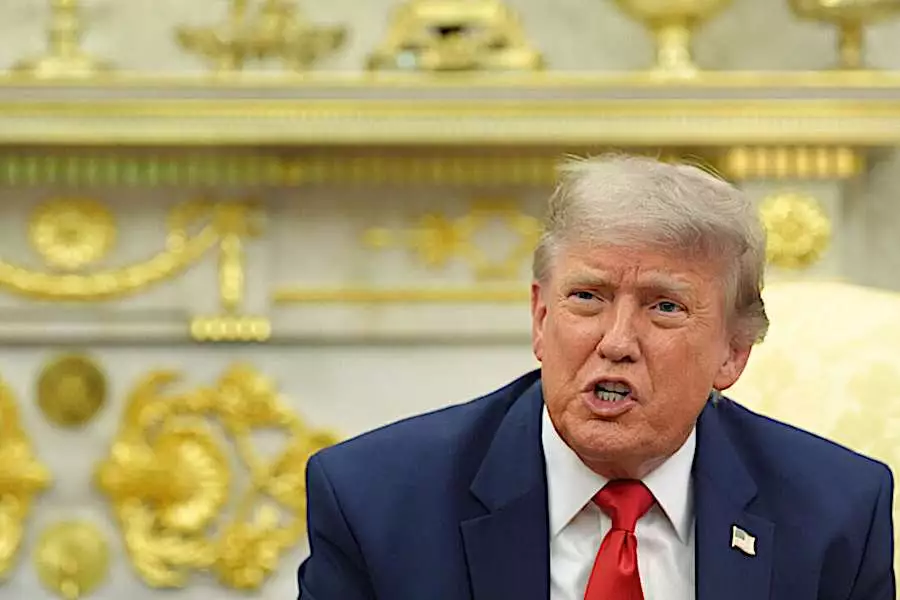 المحكمة العليا الأمريكية ترفض مسعى ترامب لتقييد الجنسية بالولادة
