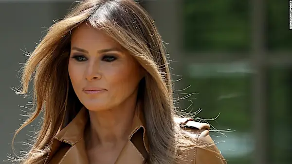 Η Melania Trump αποσύρθηκε από τη δεύτερη δίκη του συζύγου της