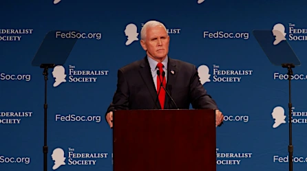 Pence responde a Trump sobre su derecho de anular las elecciones de 2020 | Video