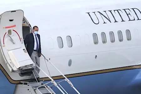 Ministro estadounidense viaja a Taiwán en una visita que indigna a Pekín | EL DEBER Ministro estadounidense viaja a Taiwán en una visita que indigna a Pekín | EL DEBER