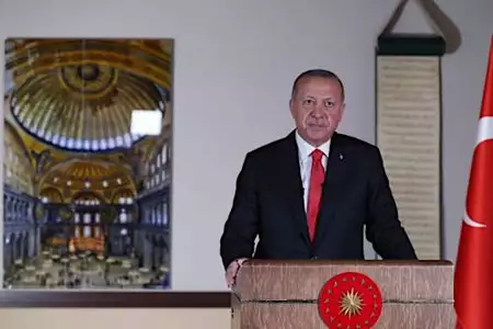Ερντογάν: Ανοιχτές πόρτες της Αγίας Σοφιάς σε χριστιανούς και μουσουλμάνους