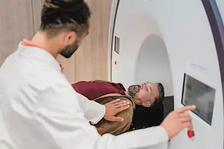 Καρκίνος: Αυξάνονται τα κρούσματα σε ανθρώπους κάτω των 50 – Τι δείχνει διεθνής έρευνα