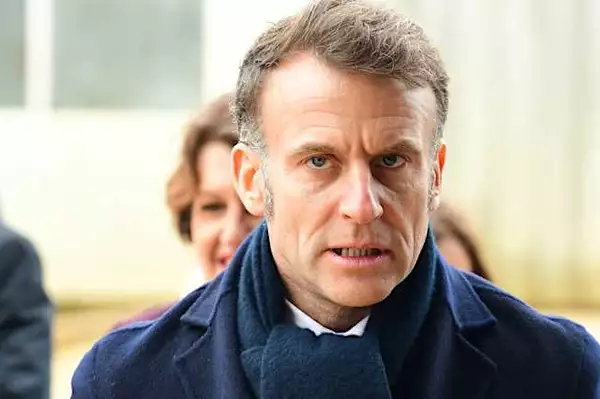 «Μια προδοσία»: Ο Εμανουέλ Μακρόν έξαλλος με δύο δημοσιογράφους μετά την έκδοση του βιβλίου τους