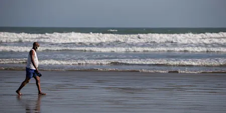 Municípios da Baixada Santista impõem regras mais rígidas para entrada de turistas