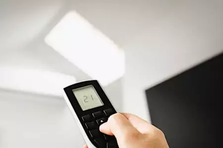 Comment installer un thermostat connecté étape par étape dans une maison ?