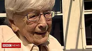 Nurse, 104, reflects on birth of NHS