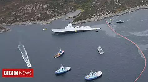 Norway warship 'warned' before collision