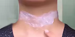 Truque caseiro para o pescoço caído (tente isso hoje à noite) Truque caseiro para o pescoço caído (tente isso hoje à noite)