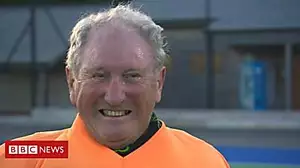 The 77-year-old hockey world cup keeper
