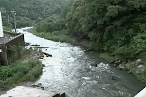 入浴中の5歳男児不明9日目　両親が語った「川に頭のようなものが見え、何も考えず飛び込んだ」　今は「ずっと川を見ている」　鹿児島・霧島市