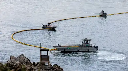 California: las tareas de limpieza y las investigaciones por el derrame de petróleo avanzan