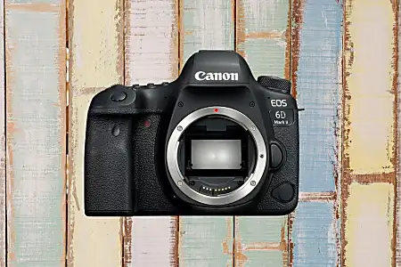 Appareil photo numérique : 500 euros de réduction à saisir sur le Canon EOS 6D Mark II