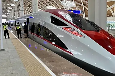 Xi calls Indonesia high-speed rail a 'gold standard' of ties