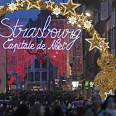 Strasbourg Christmas fair stirs controversy with ban on champagne, raclette cheese