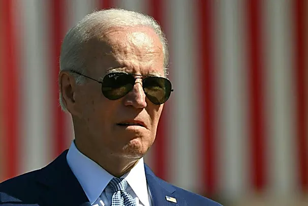 As Biden kicks off US tour, some Democratic candidates want to keep their distance