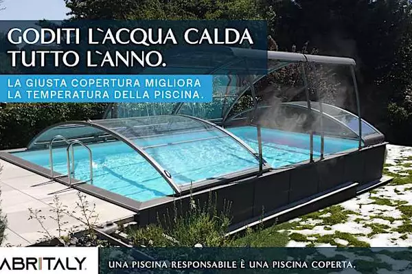 Goditi l'acqua calda tutto l'anno.  La giusta copertura migliora la temperatura della piscina.