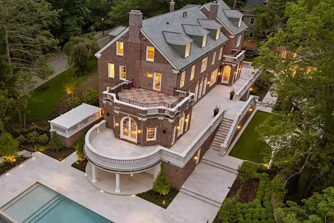 A Renovated 1915 Georgian-Revival Mansion With Six Fireplaces Just Outside of Boston Selling for $23 Million