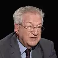 Γιάννης Μαρίνος: Σε ηλικία 96 ετών αποχαιρετά τους αναγνώστες του έπειτα από 61 χρόνια δημοσιογραφίας