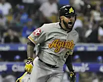 Ronny Rodríguez anuncia que debutará el domingo con las Águilas