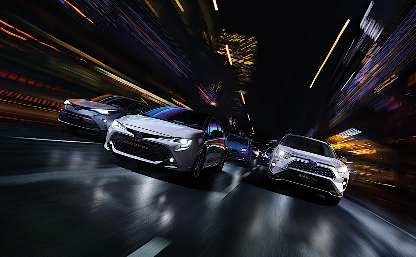 Gamma Toyota Hybrid. Fino a € 11.000 di Bonus in caso di rottamazione. Gamma Toyota Hybrid. Fino a € 11.000 di Bonus in caso di rottamazione.