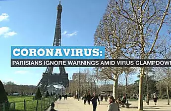 Coronavirus: Parisians ignore warnings amid virus clampdown
